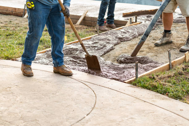 Best Custom Concrete Contractor  in Groveland, ID